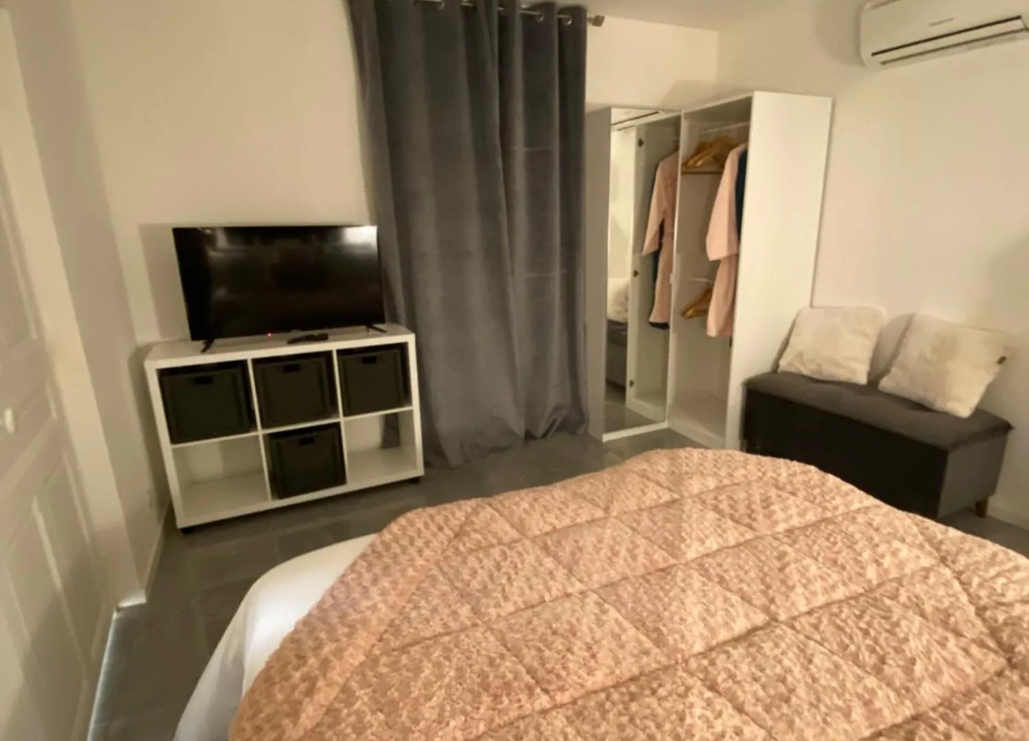 Holiday home Gite Provencal Du Mas Arnaud Arles